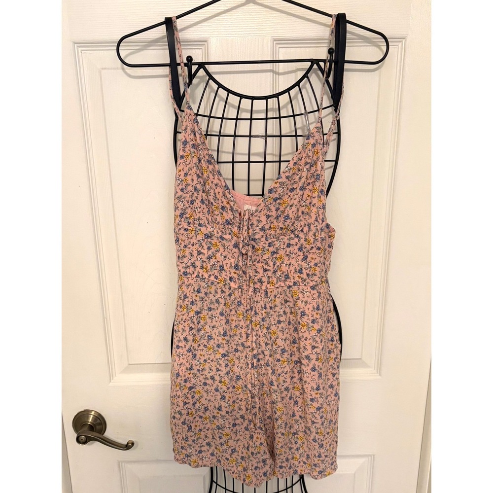 Aeropostale Women's Medium Pink Ditsy Floral Sleeveless Romper